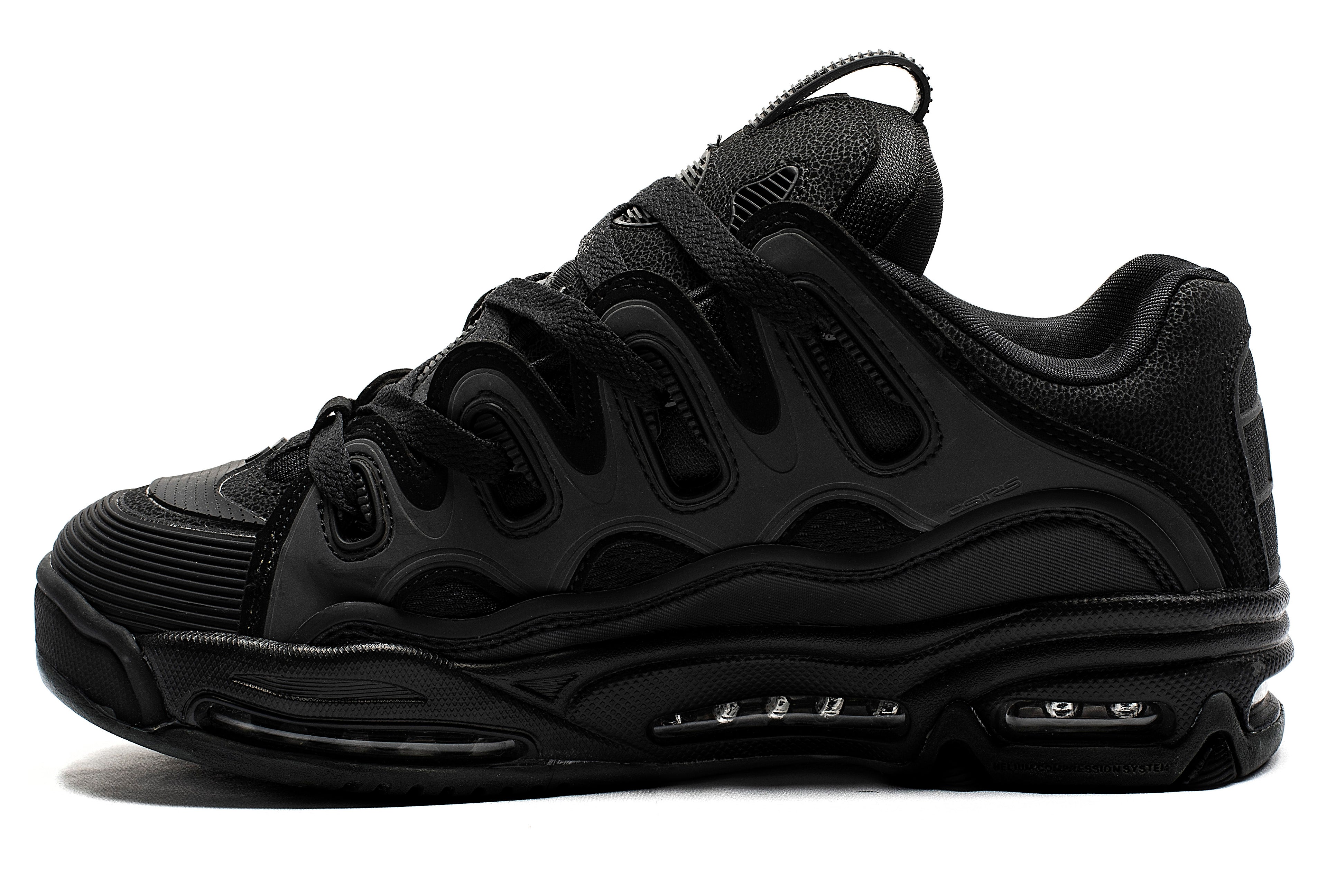 D3 2001 Black/Black/Black - Image 3